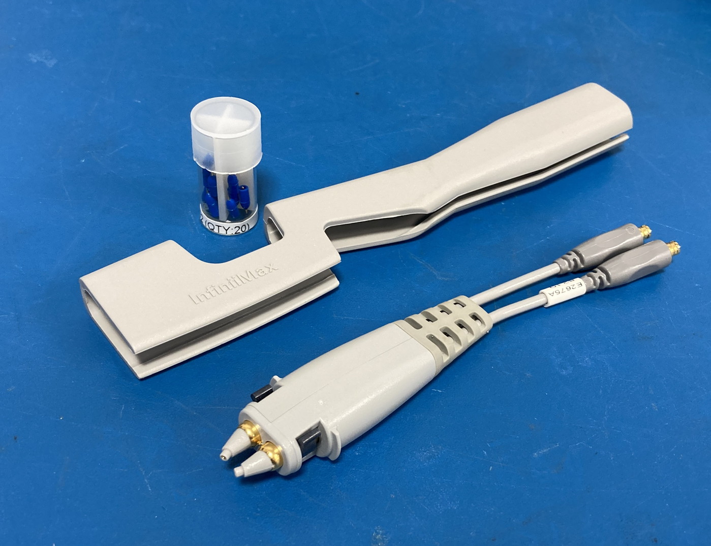 【RL-689】アジレント InfiniiMax 差動ブラウザキット プローブチップ20個付きフルセット E2675A