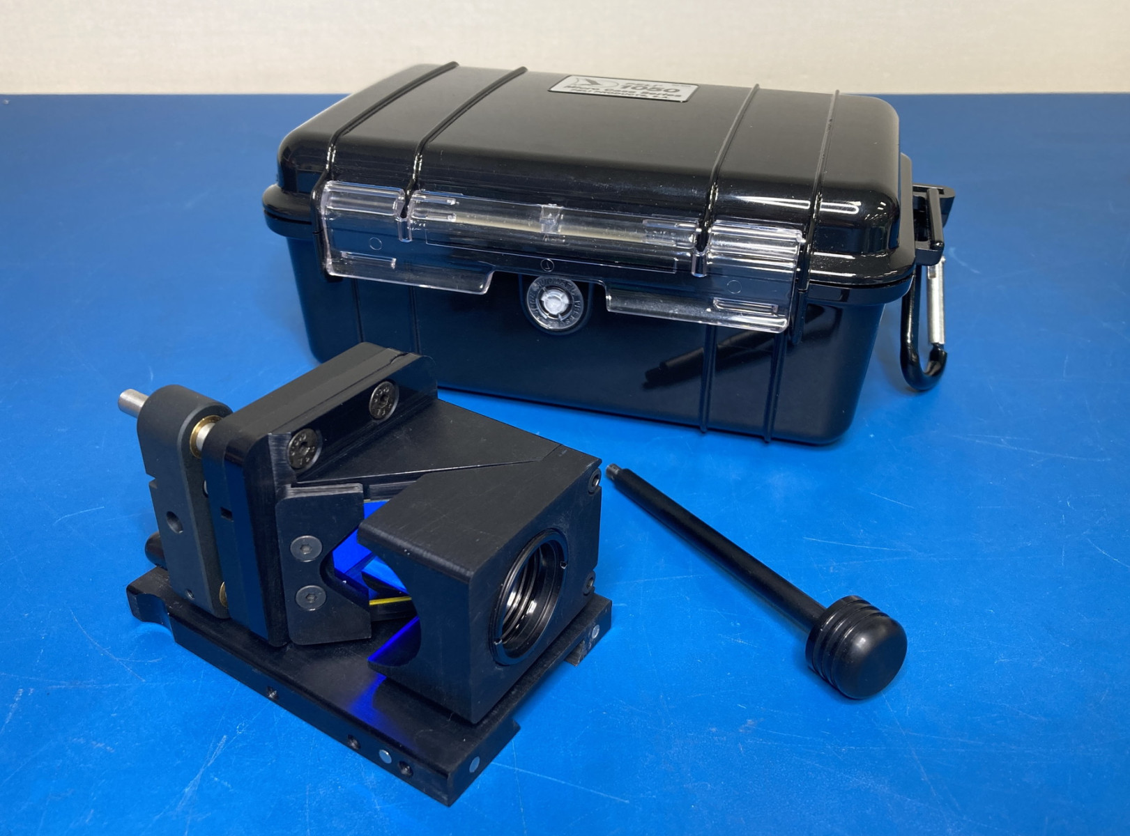 【RL-738】ANDOR TuCamフィルターセットマウント用 空カセット TR-DCIS-CA1-00 PERI 1050ケース+固定用専用フォーム付属