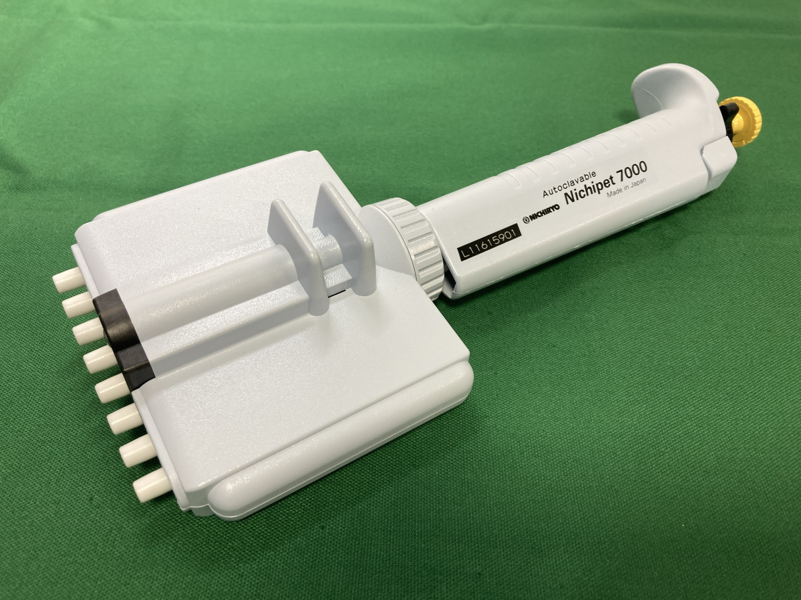 【RL-835】ニチリョー NICHIRYO マルチチャンネルデジタルマイクロピペット Nichipet 7000 8連 40-200uL
