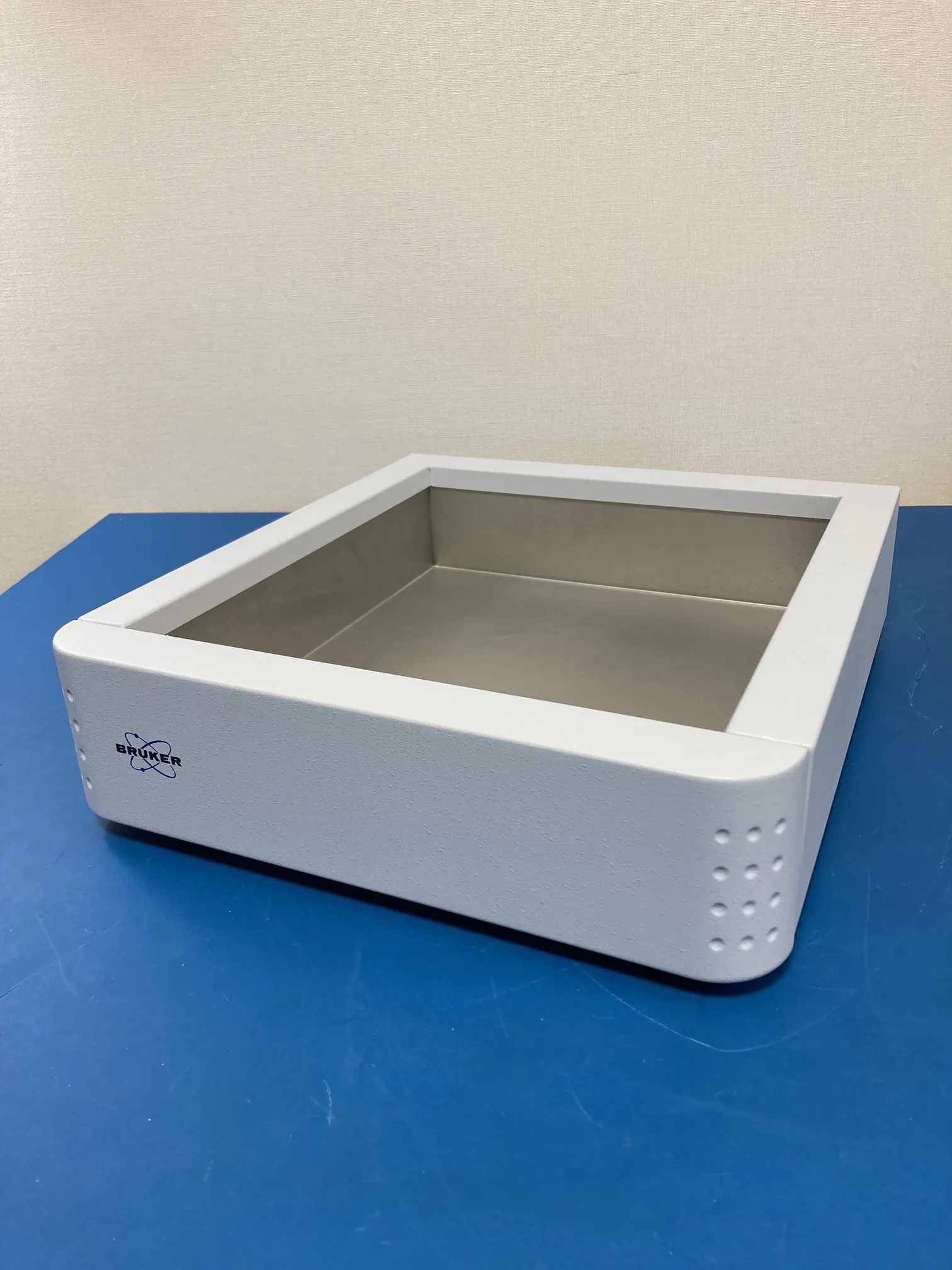 【RL-849】ブルカー Bruker UHPLC Elute Solvent Bottle Tray 溶媒ボトルトレイ 未使用品！但しカタつき有 ★保証無し★
