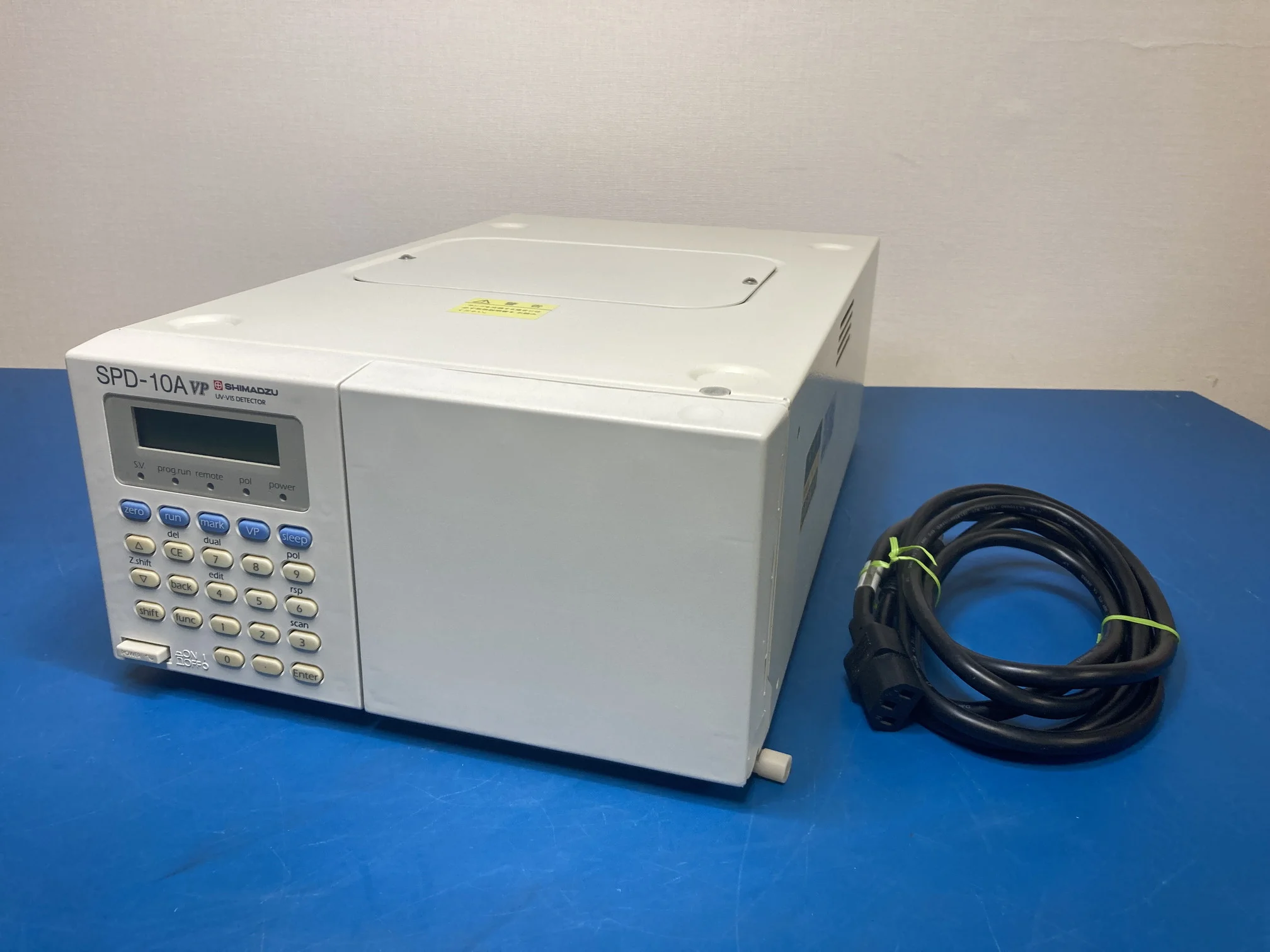 【RL-960】島津製作所 SHIMADZU 液体クロマトグラフ HPLC UV-VIS検出器 SPD-10AVP